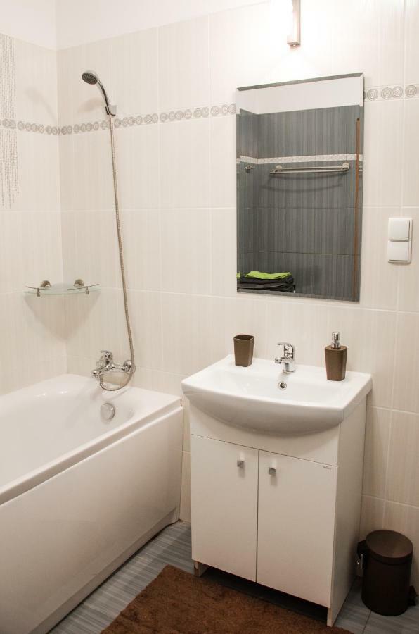 Apartament Centrum Gieldowa Varsóvia Exterior foto